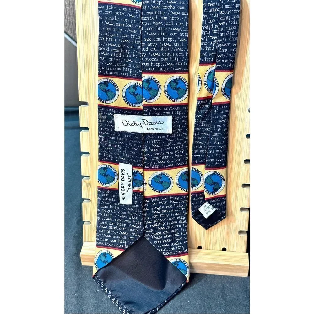 Vicky Davis “the net” vintage silk tie - computer IT